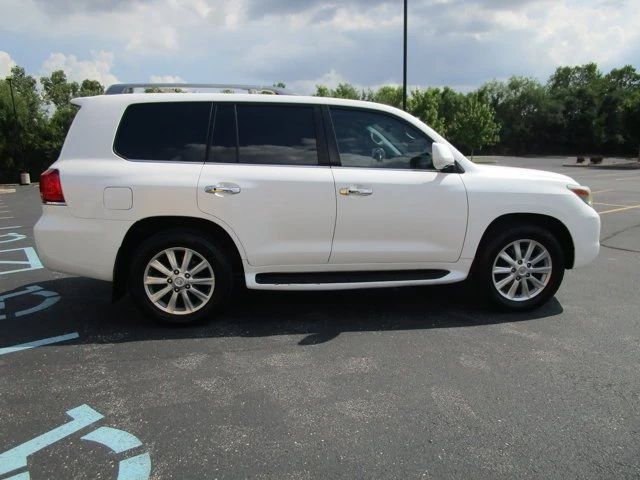 2010 Lexus LX 3rd Gen - Image 4 of 20