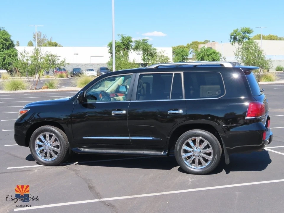 2010 Lexus LX 3rd Gen - Image 8 of 21