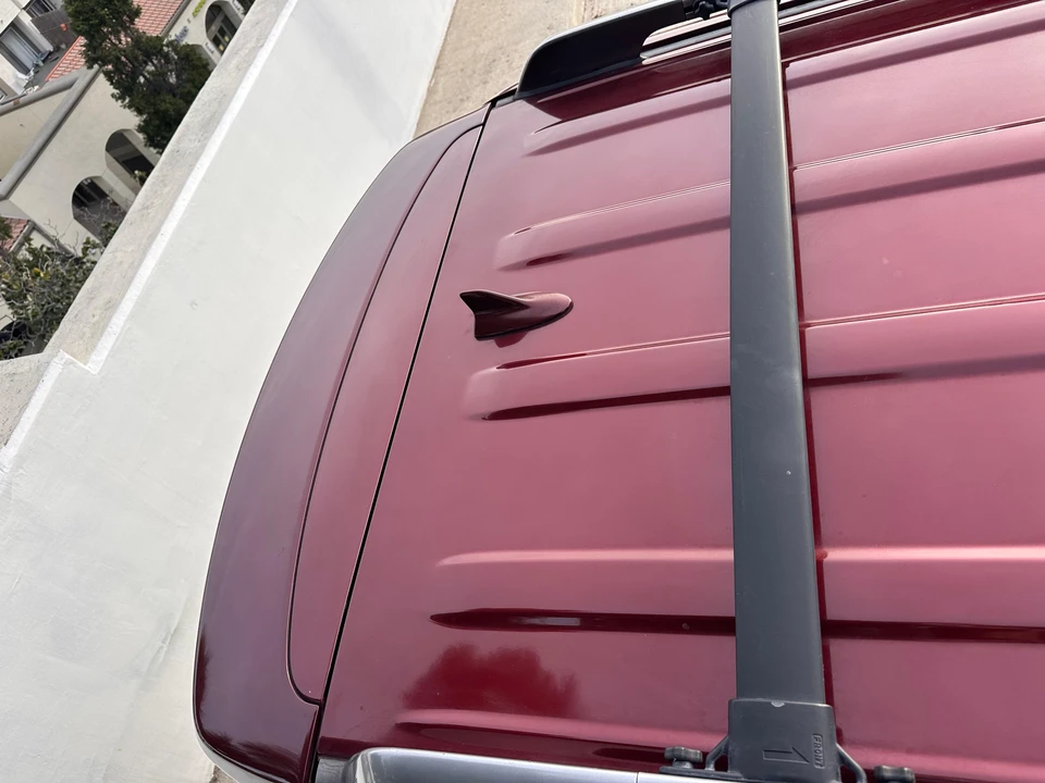 2010 Lexus LX 3rd Gen - Image 27 of 31