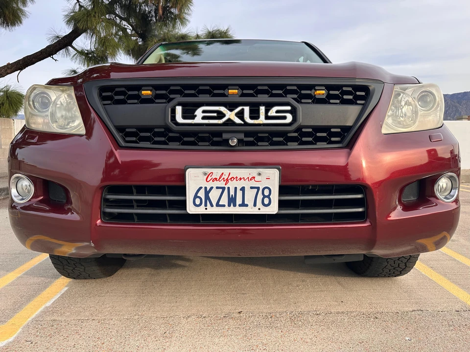 2010 Lexus LX 3rd Gen - Image 6 of 31