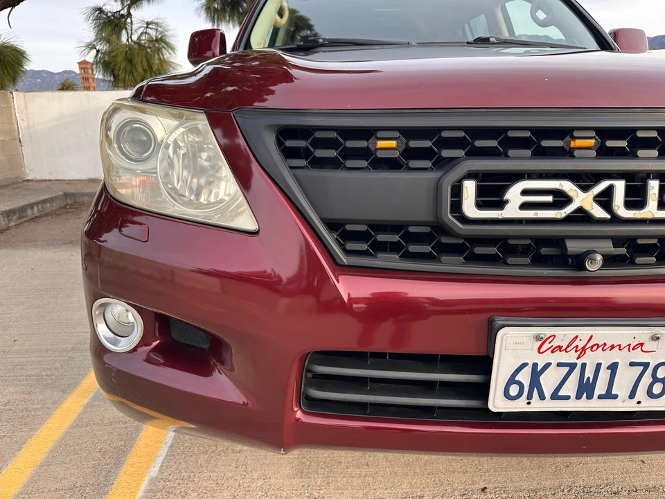 2010 Lexus LX 3rd Gen - Image 11 of 31