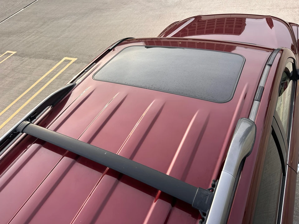 2010 Lexus LX 3rd Gen - Image 25 of 31
