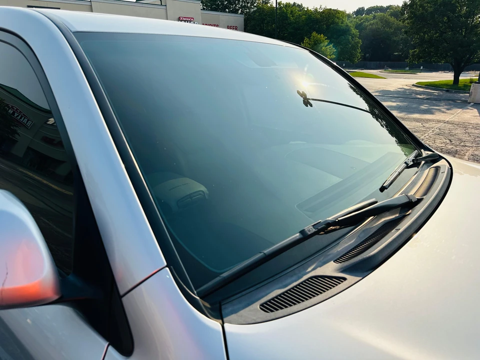 2010 Lexus LX 3rd Gen - Image 21 of 31