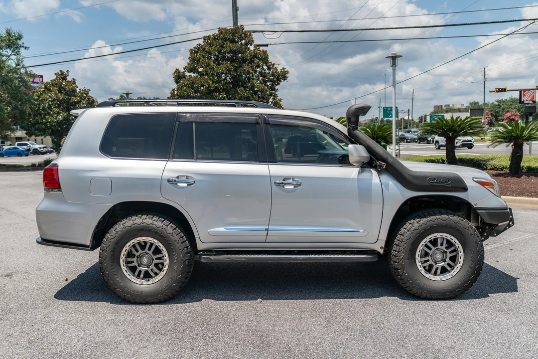2010 Lexus LX 3rd Gen - Image 3 of 31