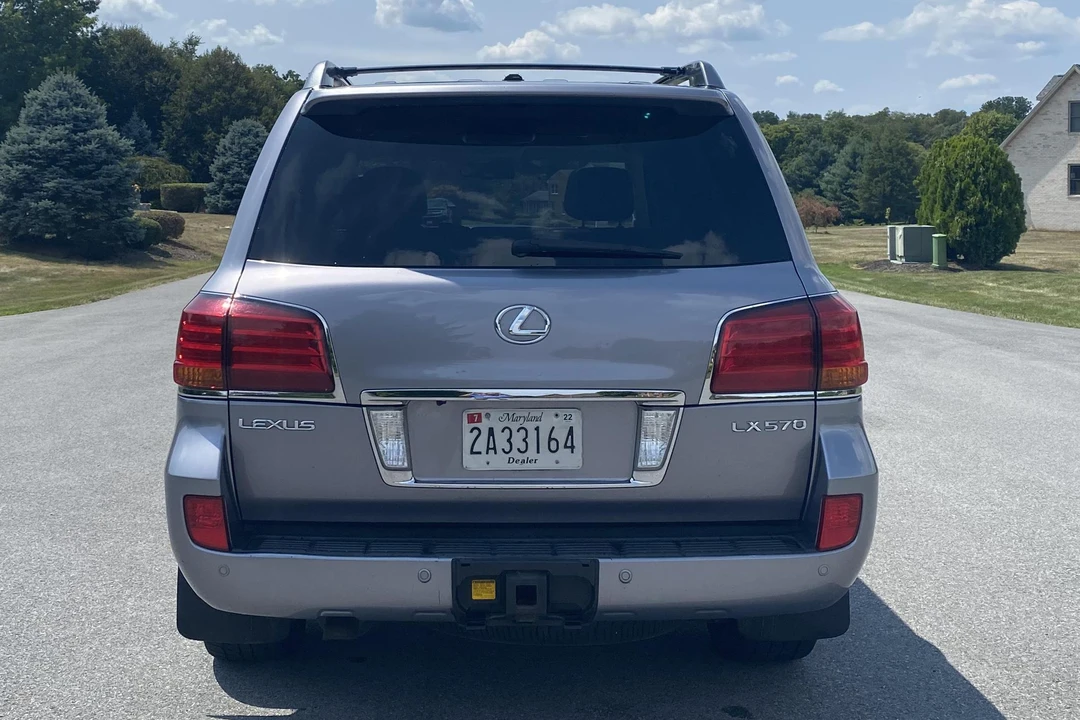 2010 Lexus LX 3rd Gen - Image 5 of 31