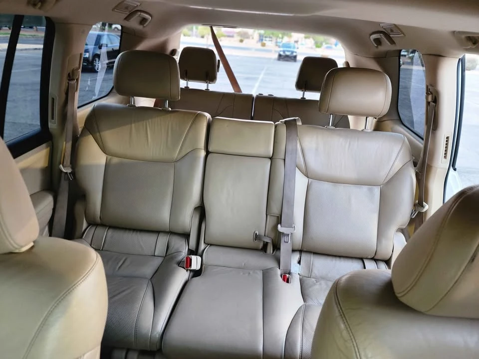 2010 Lexus LX 2nd Gen - Image 9 of 10