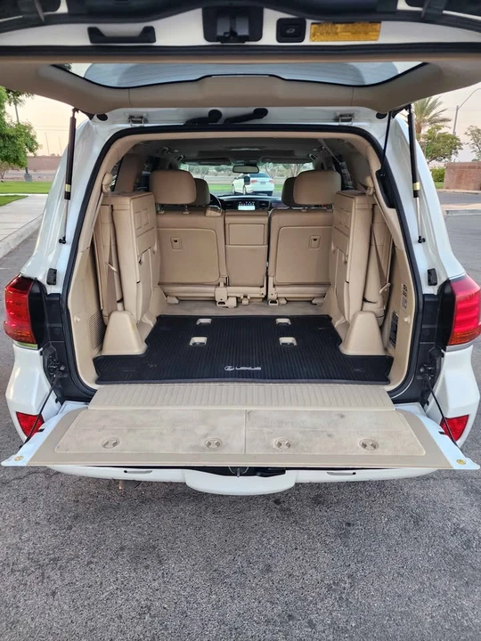 2010 Lexus LX 2nd Gen - Image 6 of 10