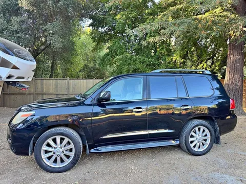 2010 Lexus LX 570 Sport Utility 4D