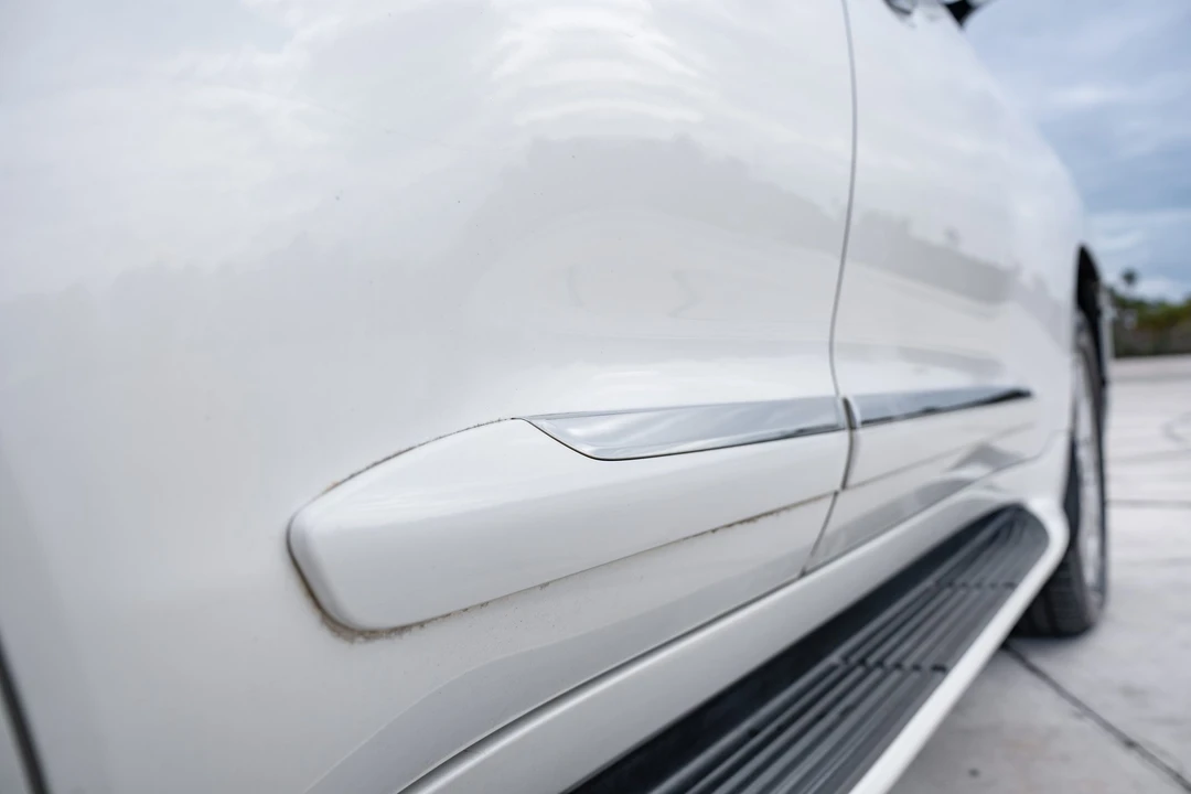 2010 Lexus LX 3rd Gen - Image 30 of 31