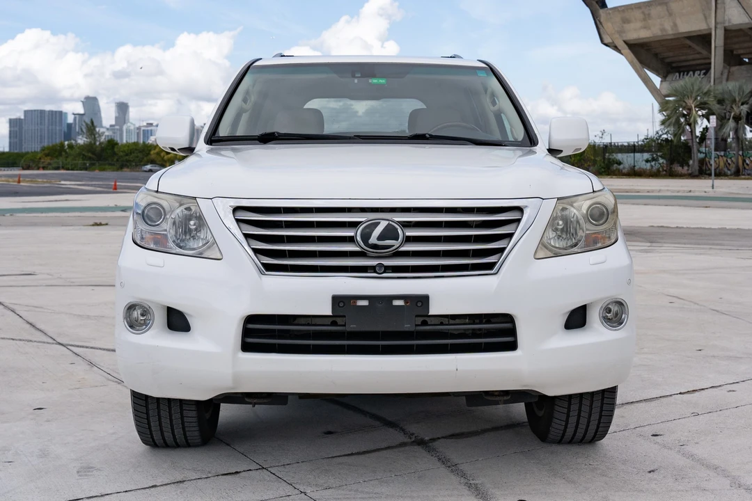 2010 Lexus LX 3rd Gen - Image 10 of 31