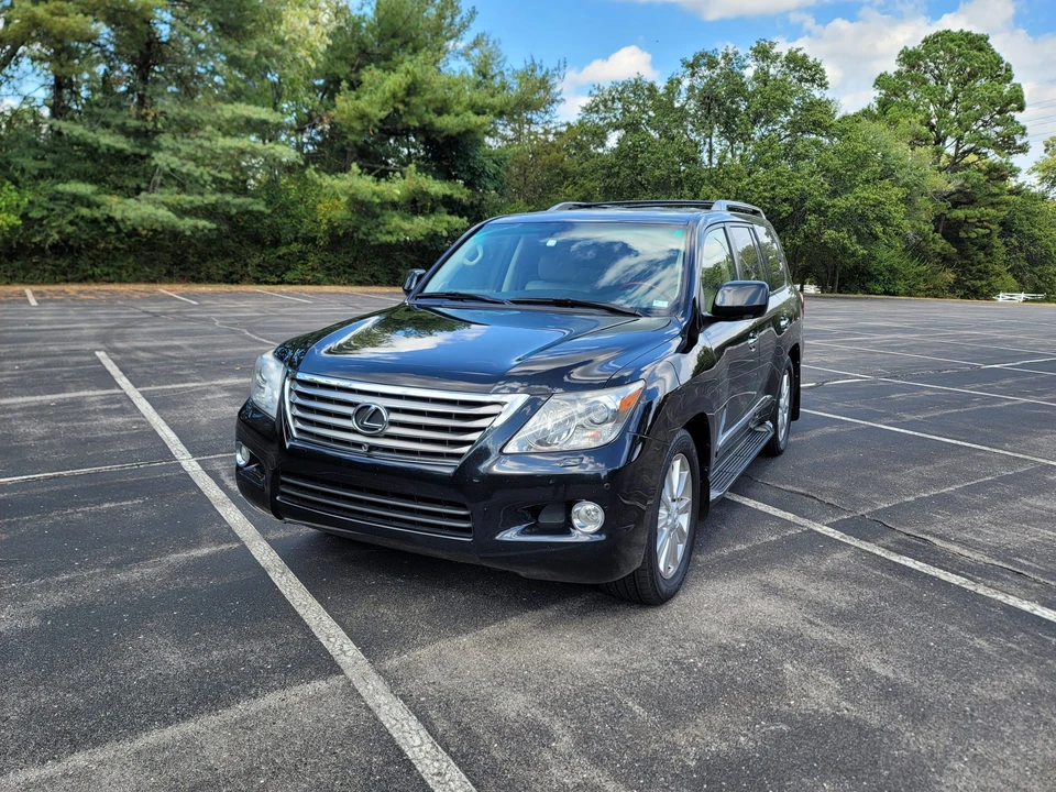 2010 Lexus LX 2nd Gen - Image 3 of 31