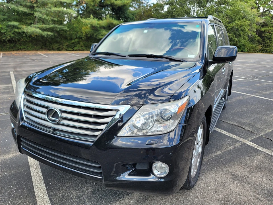 2010 Lexus LX 2nd Gen - Image 2 of 31
