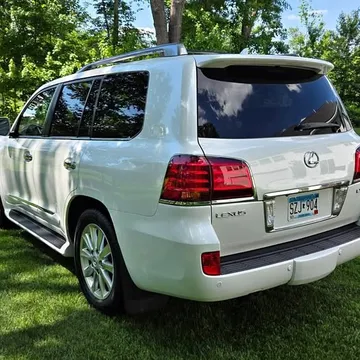2010 Lexus LX 570
