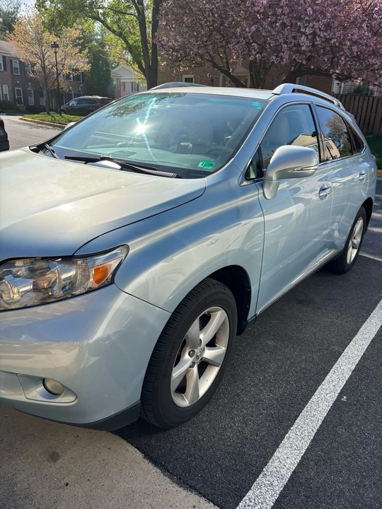 2010 Lexus RX 3rd Gen - Image 7 of 12