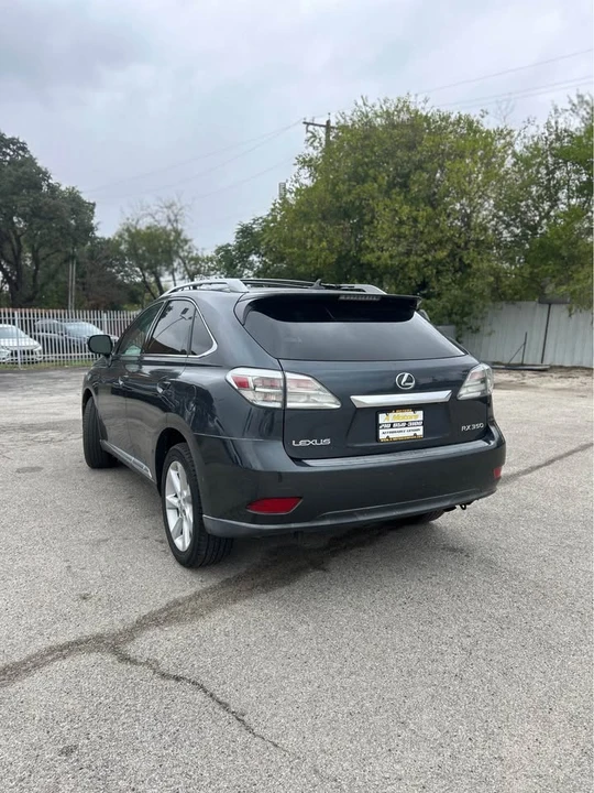2010 Lexus RX 3rd Gen - Image 4 of 8