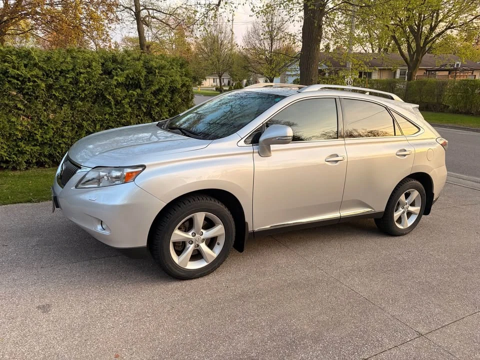 2010 Lexus RX 3rd Gen - Image 2 of 20