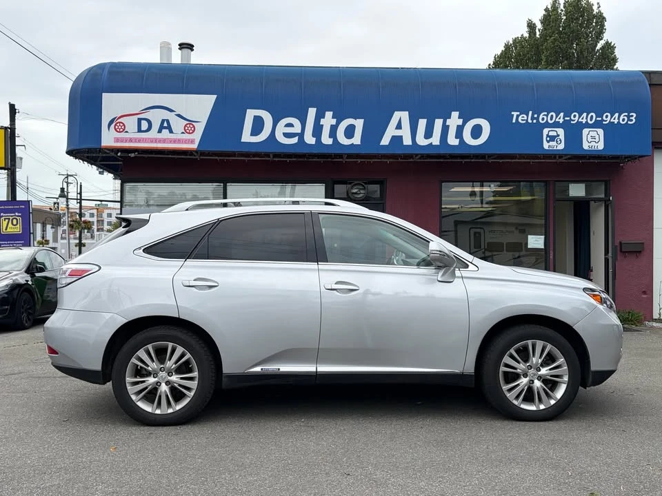 2010 Lexus RX 3rd Gen - Image 9 of 17