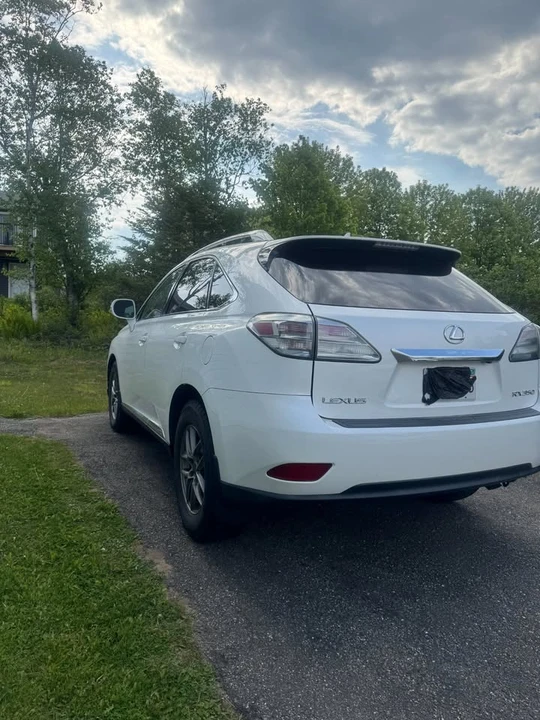 2010 Lexus RX 3rd Gen - Image 3 of 13