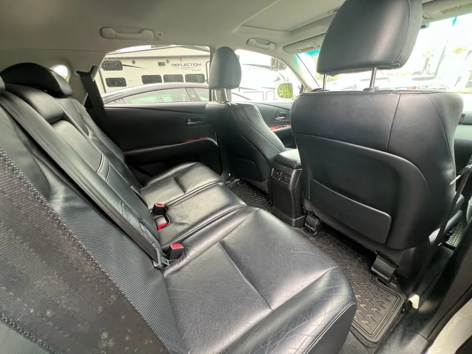 2010 Lexus RX 3rd Gen - Image 14 of 17