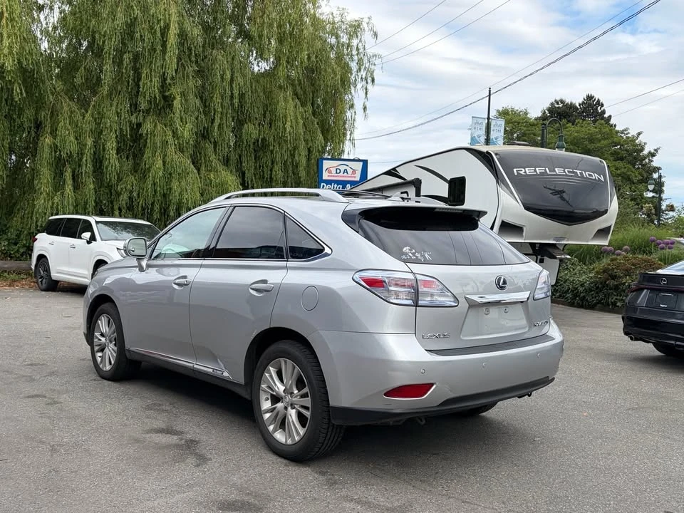 2010 Lexus RX 3rd Gen - Image 5 of 17