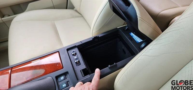 2010 Lexus RX 3rd Gen - Image 17 of 20