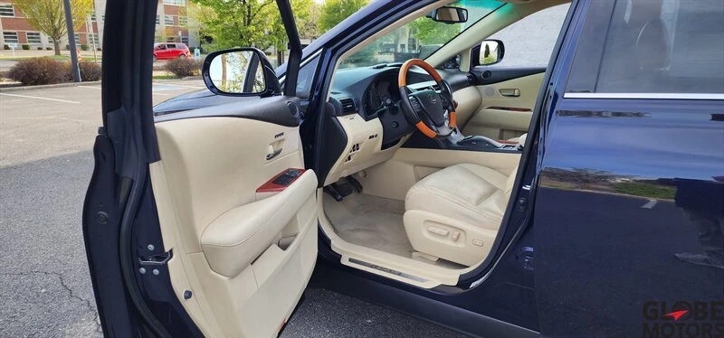 2010 Lexus RX 3rd Gen - Image 9 of 20