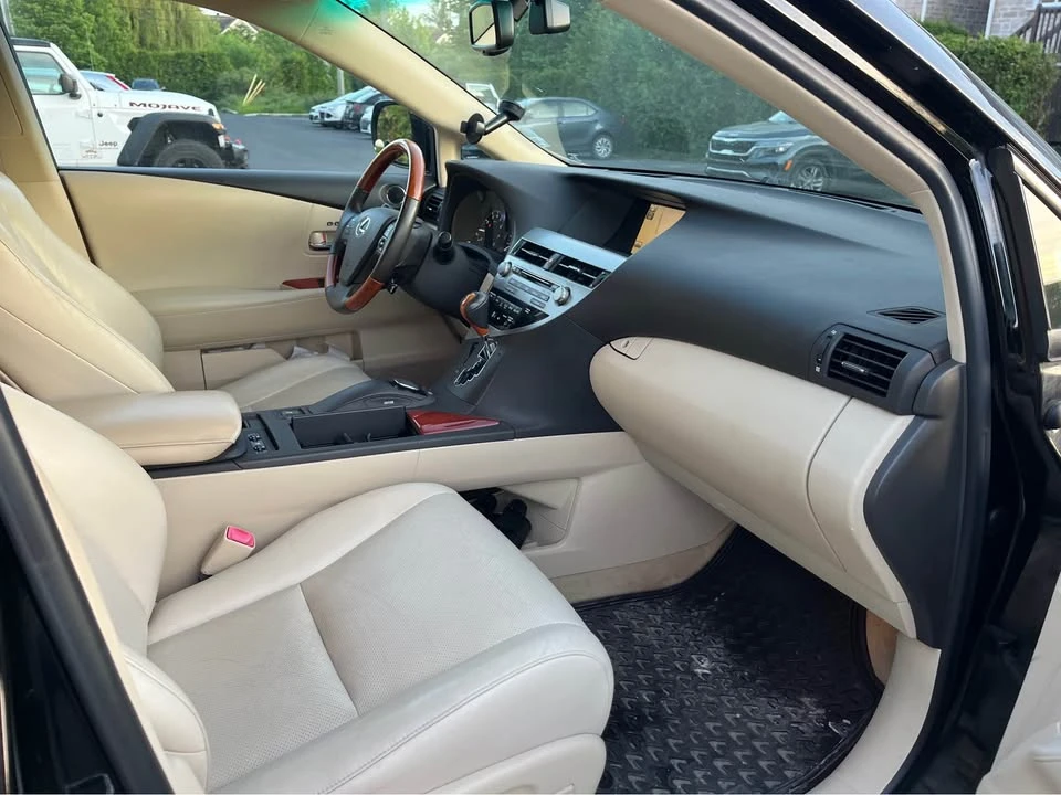2010 Lexus RX 3rd Gen - Image 8 of 20