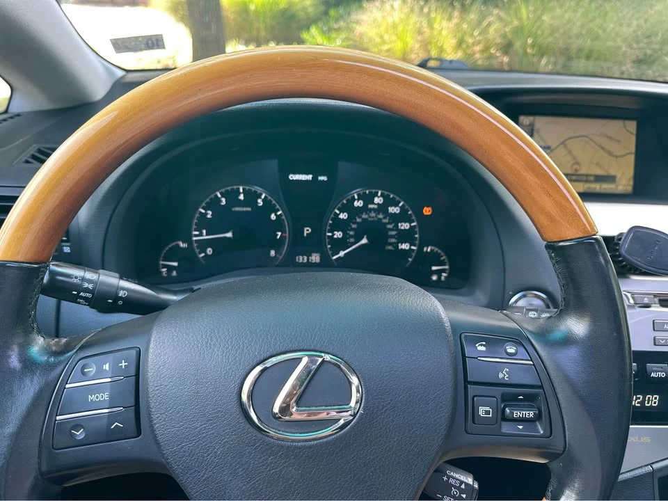 2010 Lexus RX 3rd Gen - Image 2 of 4