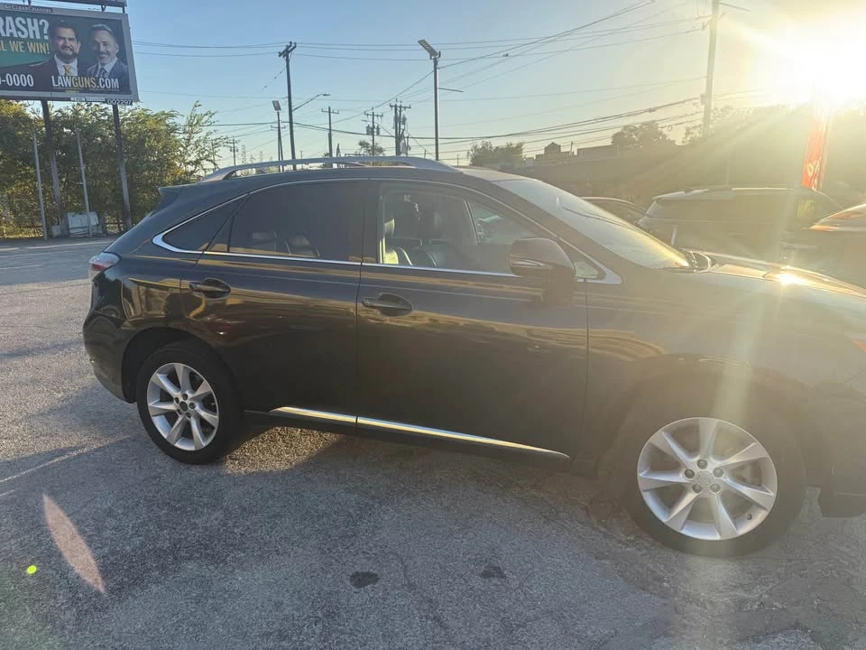 2010 Lexus RX 3rd Gen - Image 2 of 8