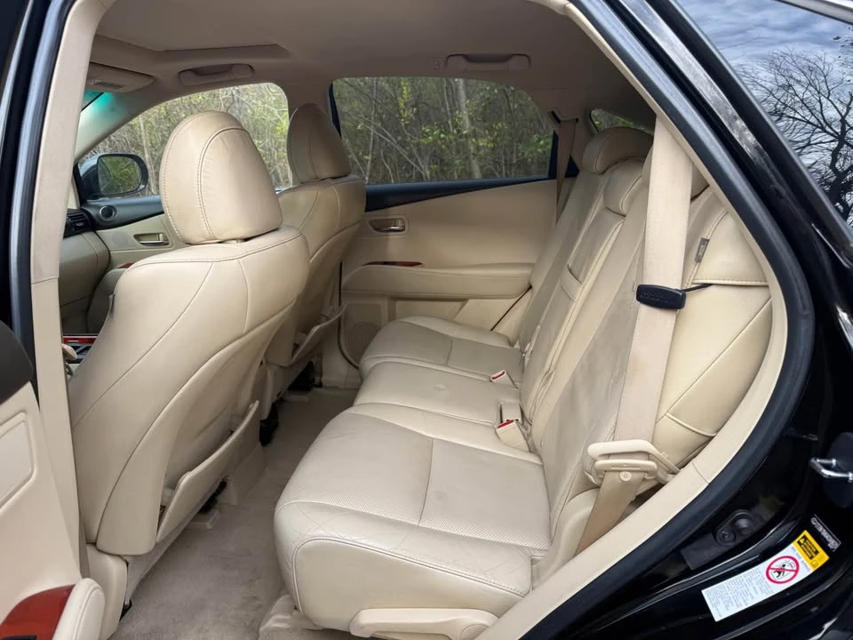 2010 Lexus RX 3rd Gen - Image 15 of 20