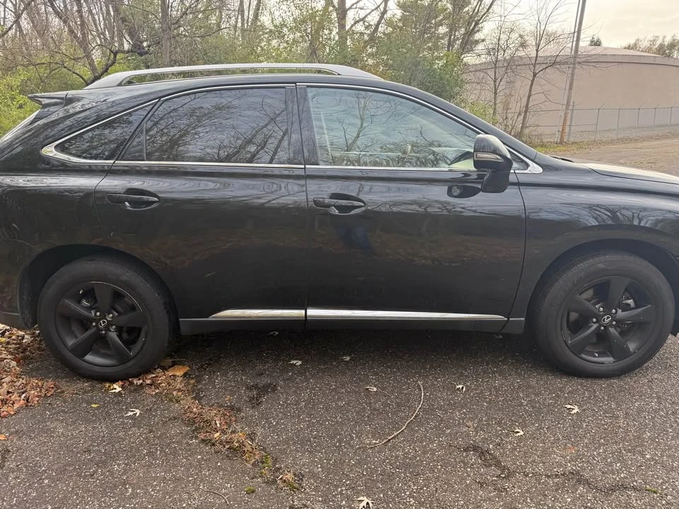 2010 Lexus RX 3rd Gen - Image 10 of 20