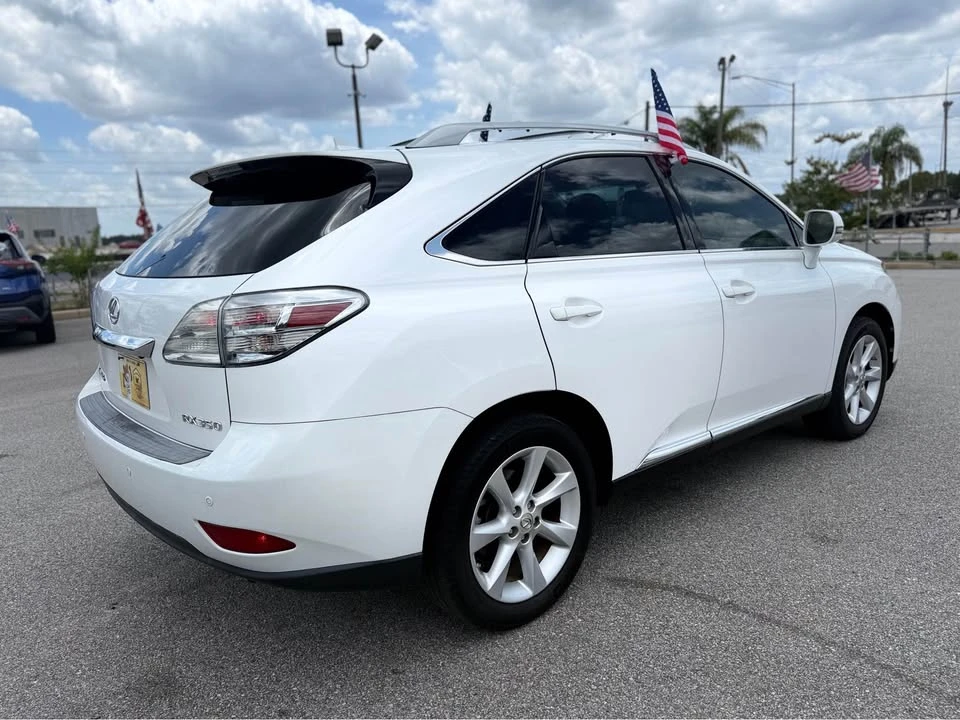 2010 Lexus RX 3rd Gen - Image 6 of 16