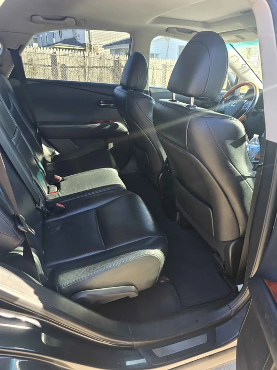 2010 Lexus RX 2nd Gen - Image 7 of 19