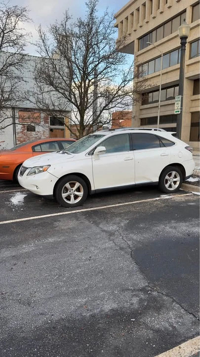 2010 Lexus RX 3rd Gen - Image 3 of 4