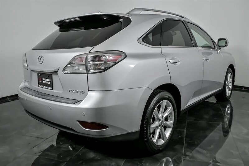 2010 Lexus RX 3rd Gen - Image 10 of 12