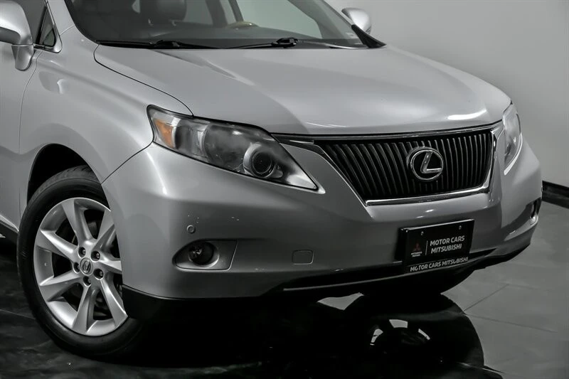 2010 Lexus RX 3rd Gen - Image 2 of 12