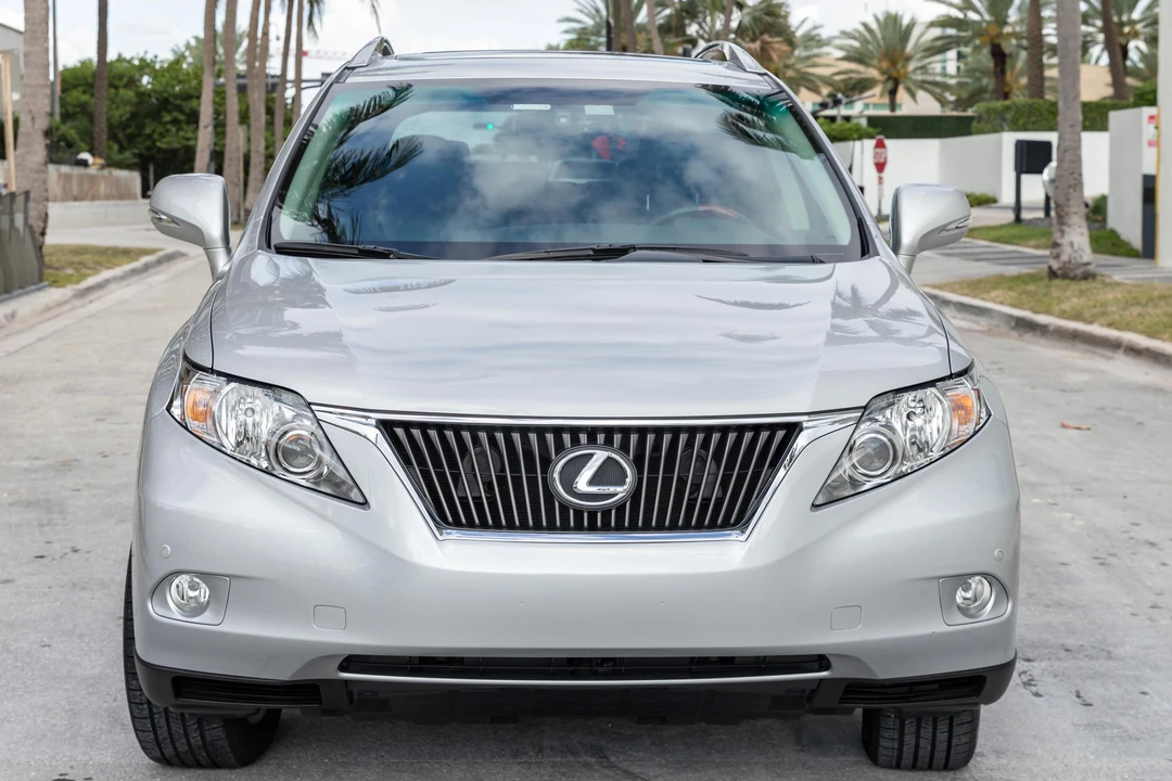 2010 Lexus RX 3rd Gen - Image 2 of 31