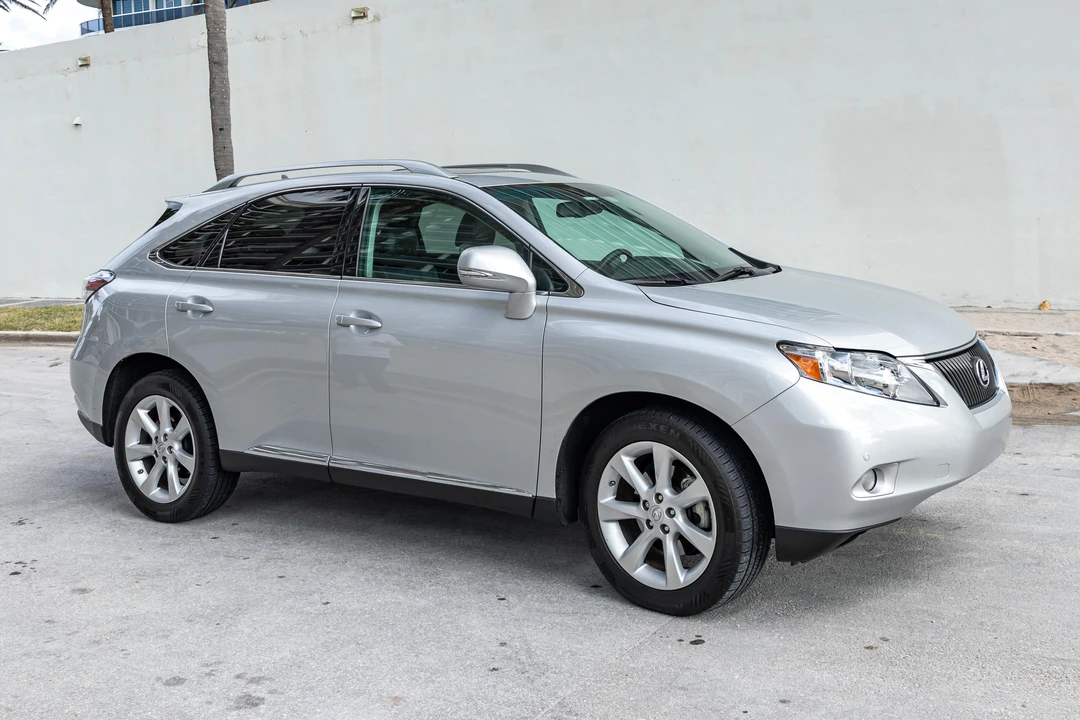 2010 Lexus RX 3rd Gen - Image 8 of 31