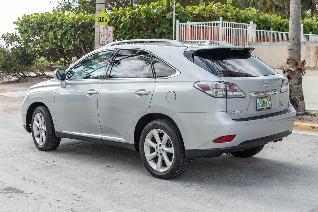 2010 Lexus RX 3rd Gen - Image 7 of 31