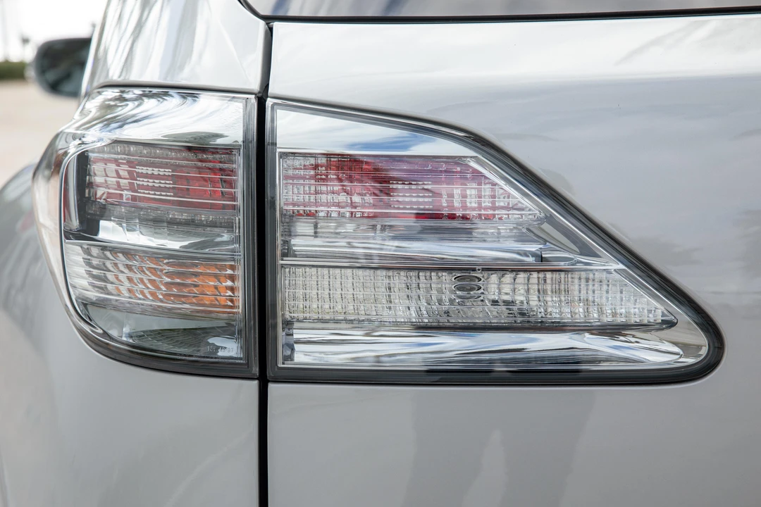 2010 Lexus RX 3rd Gen - Image 30 of 31