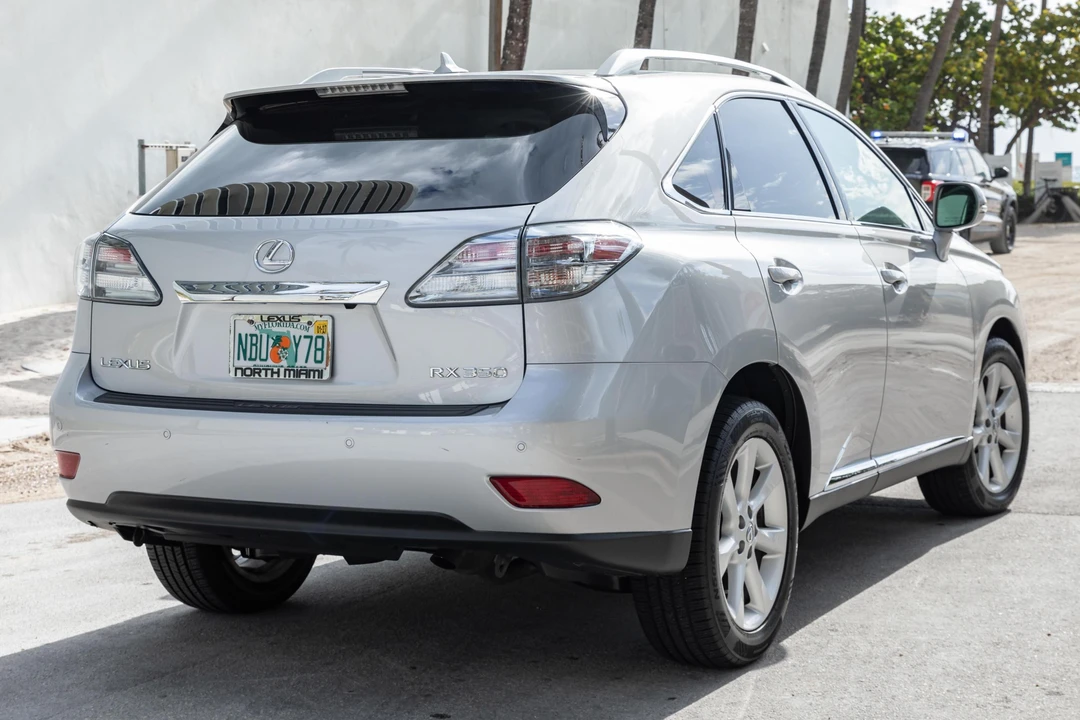 2010 Lexus RX 3rd Gen - Image 4 of 31
