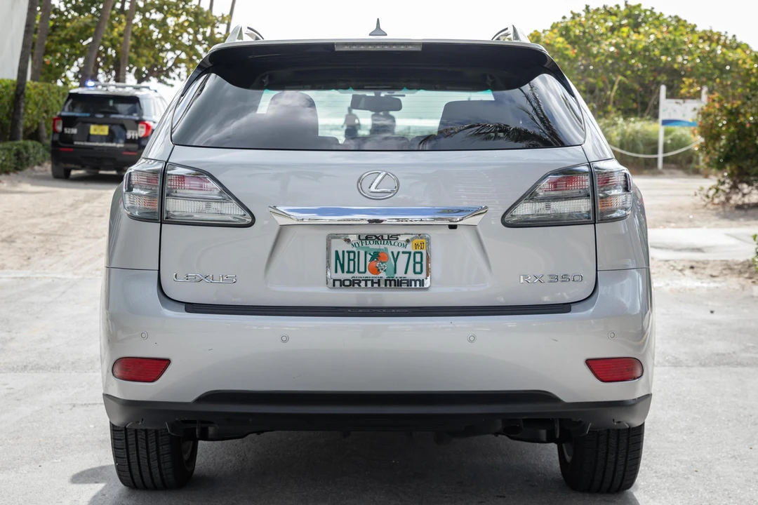 2010 Lexus RX 3rd Gen - Image 5 of 31