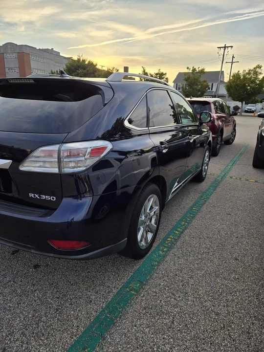 2010 Lexus RX 3rd Gen - Image 3 of 4