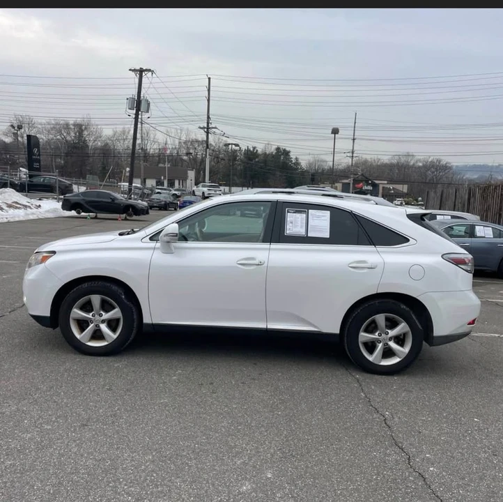 2010 Lexus RX 3rd Gen - Image 8 of 15