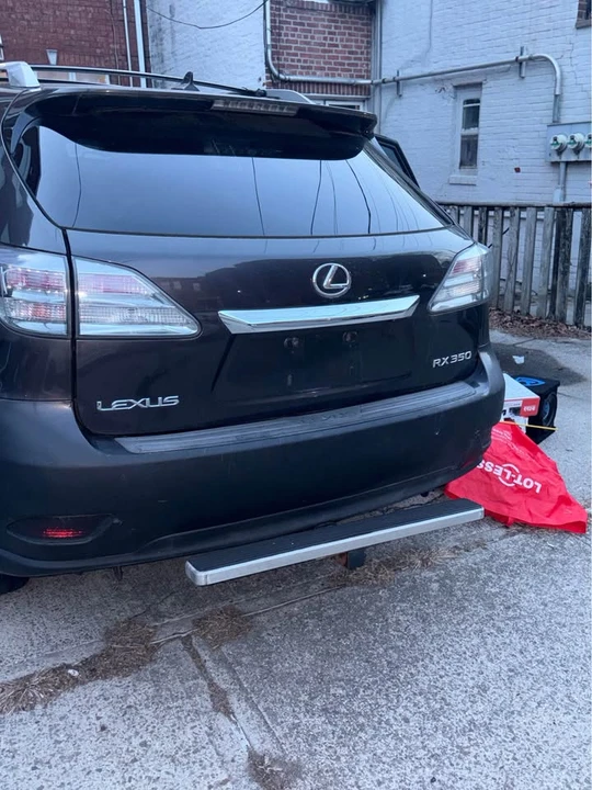 2010 Lexus RX 3rd Gen - Image 19 of 20