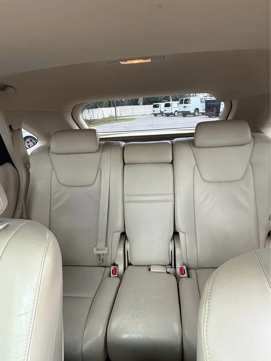 2010 Lexus RX 3rd Gen - Image 11 of 11