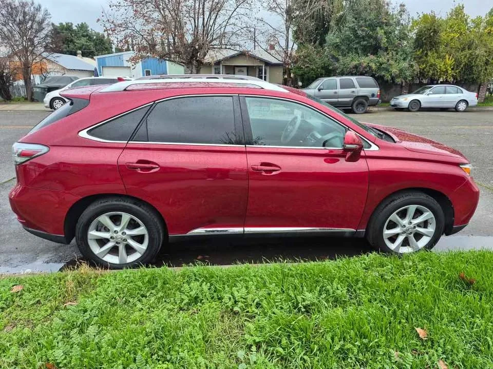 2010 Lexus RX 3rd Gen - Image 2 of 7