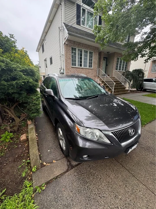 2010 Lexus RX 3rd Gen - Image 3 of 14