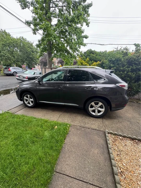 2010 Lexus RX 3rd Gen - Image 4 of 14
