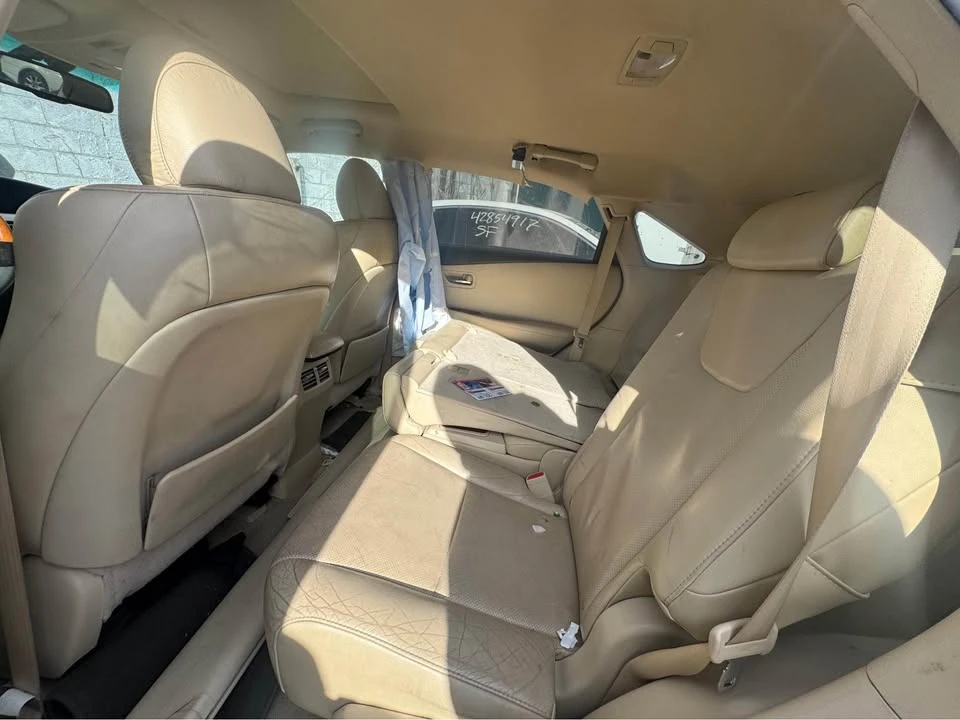 2010 Lexus RX 3rd Gen - Image 5 of 8